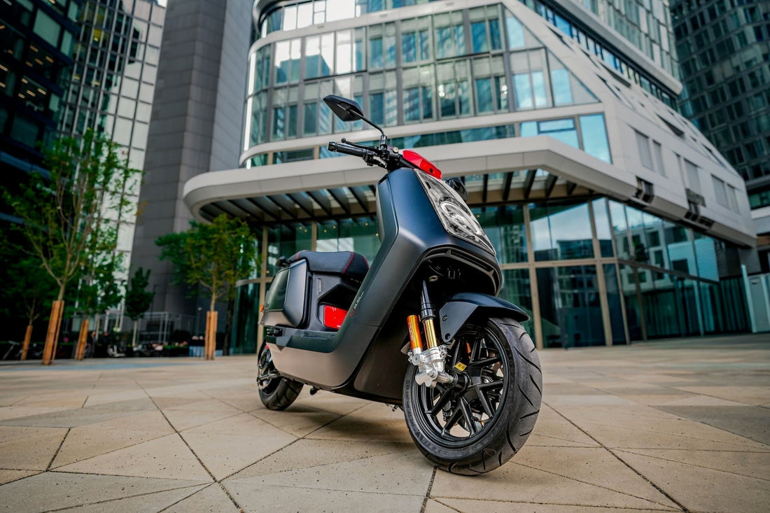 Novità EICMA 2025.  NIU presenta la gamma 2026 : NQIX 1000